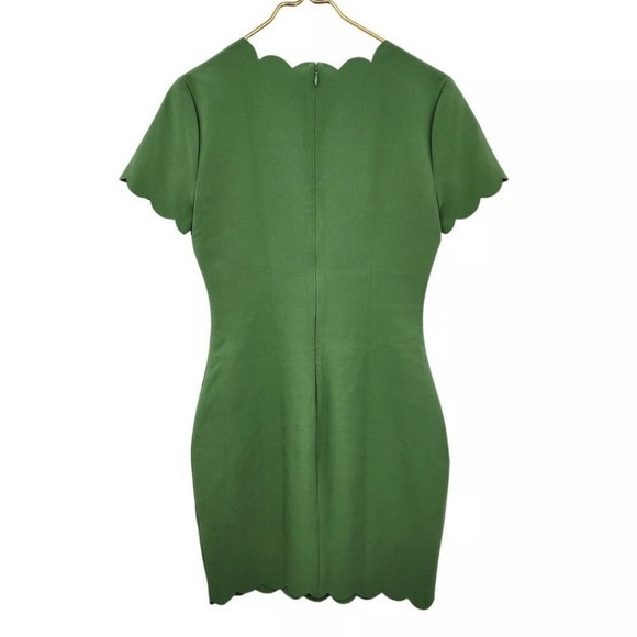 Likely Scallop Manhattan Bodycon Mini Dress Green NEW - Picture 14 of 14
